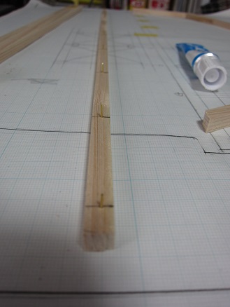 �O�A�g���X�S��