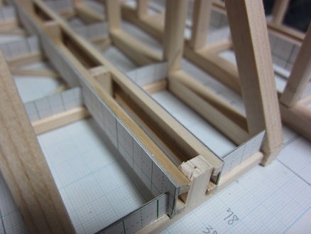 �O�A�g���X�S��