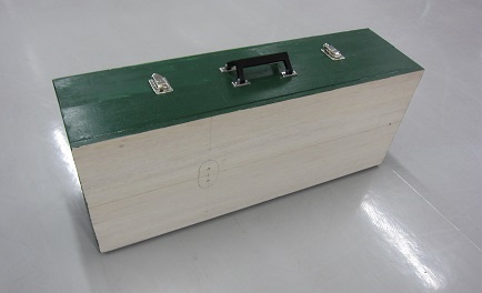 �O�A�g���X�S��