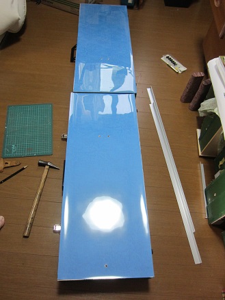 �O�A�g���X�S��