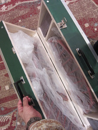 �O�A�g���X�S��