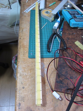 �O�A�g���X�S��