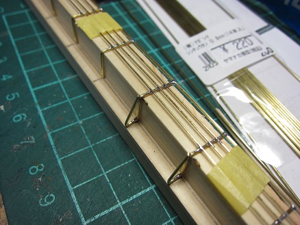 �O�A�g���X�S��