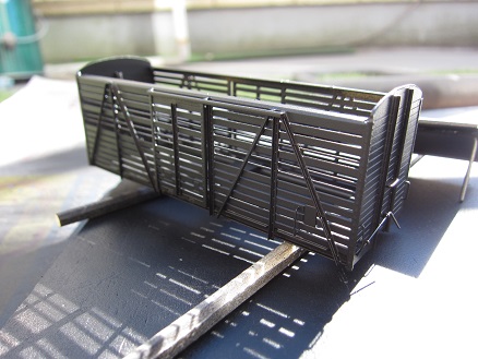 �J�R�O�O�O