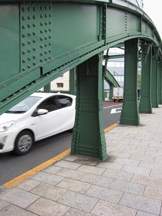 ��m�q���Q