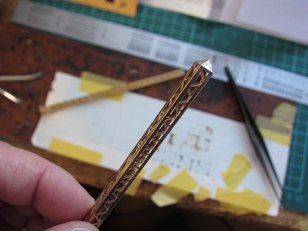 ��m�q���Q